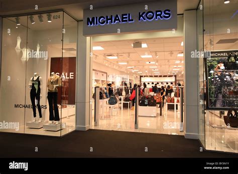 michael kors warehouse sale vaughan|Michael Kors vaughan mills mall.